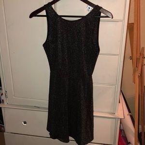 Sparkly black dress , super pretty! Super chic!